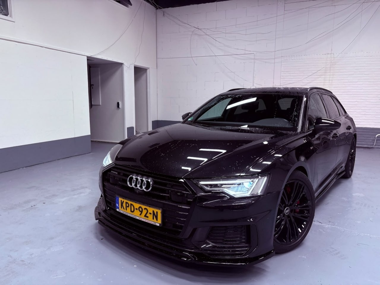 Audi A6 Avant - 55 TFSI e PANO 360 Camera Maxton Design 367 PK - AutoWereld.nl
