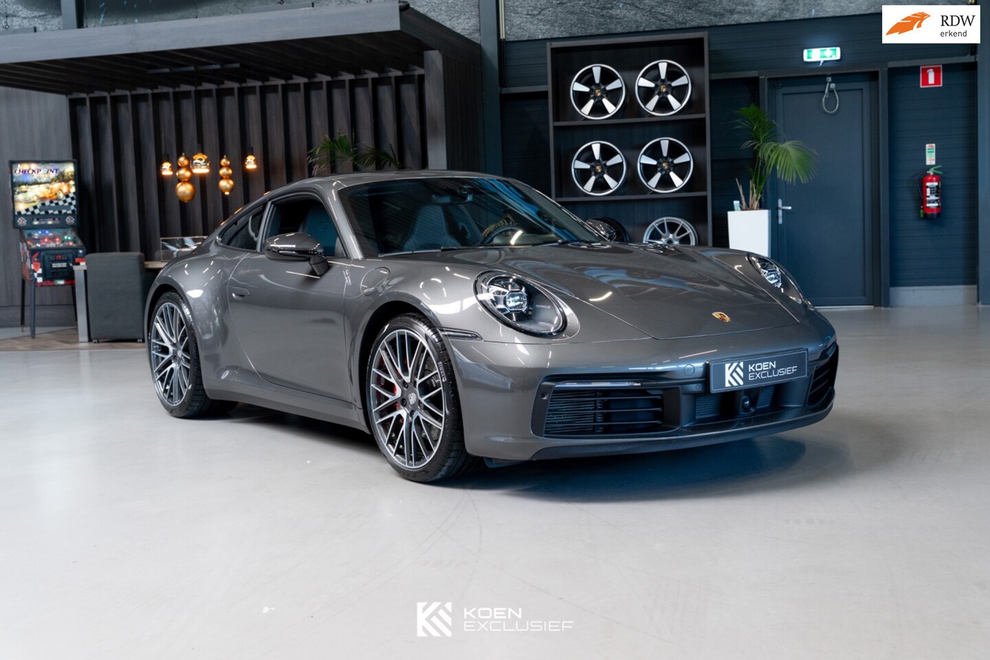 Porsche 911 - 992 3.0 Carrera 4S (2021) Approved garantie 14-07-2028, burmester, inno drive, carbon inte - AutoWereld.nl