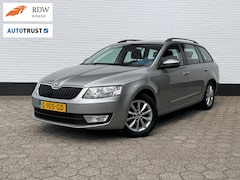 Skoda Octavia Combi - 1.6 TDI Greentech STYLE DSG l CLIMA l TREKHAAK