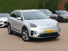 Kia e-Niro - ExecutiveLine 64 kWh / SoH 95, 5 % / Camera / Leder / Keyless / Stoelventilatie / Navigati