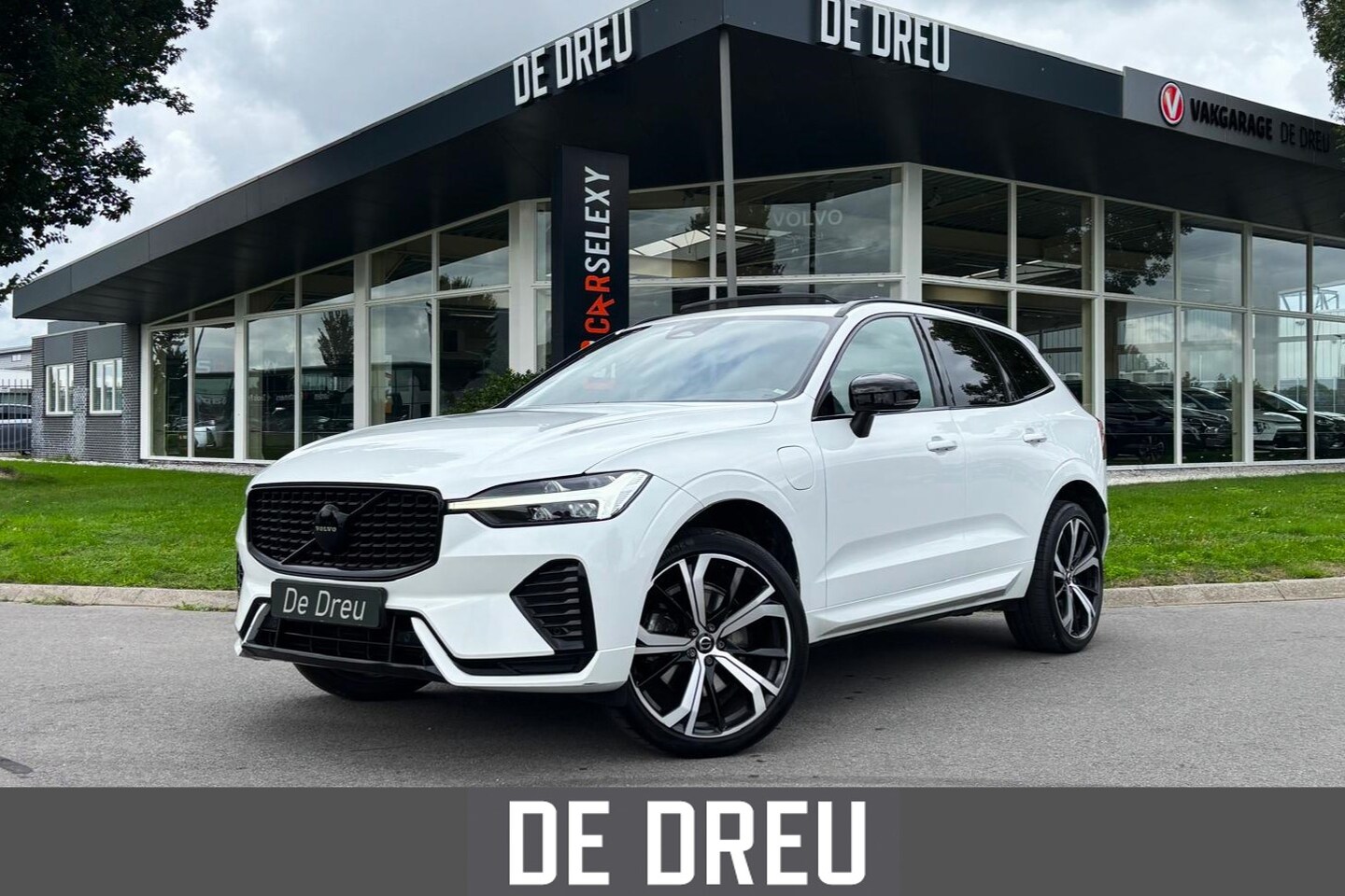 Volvo XC60 - 2.0 T6 Recharge AWD R-Design | PANO | MEMORY | CAMERA | - AutoWereld.nl