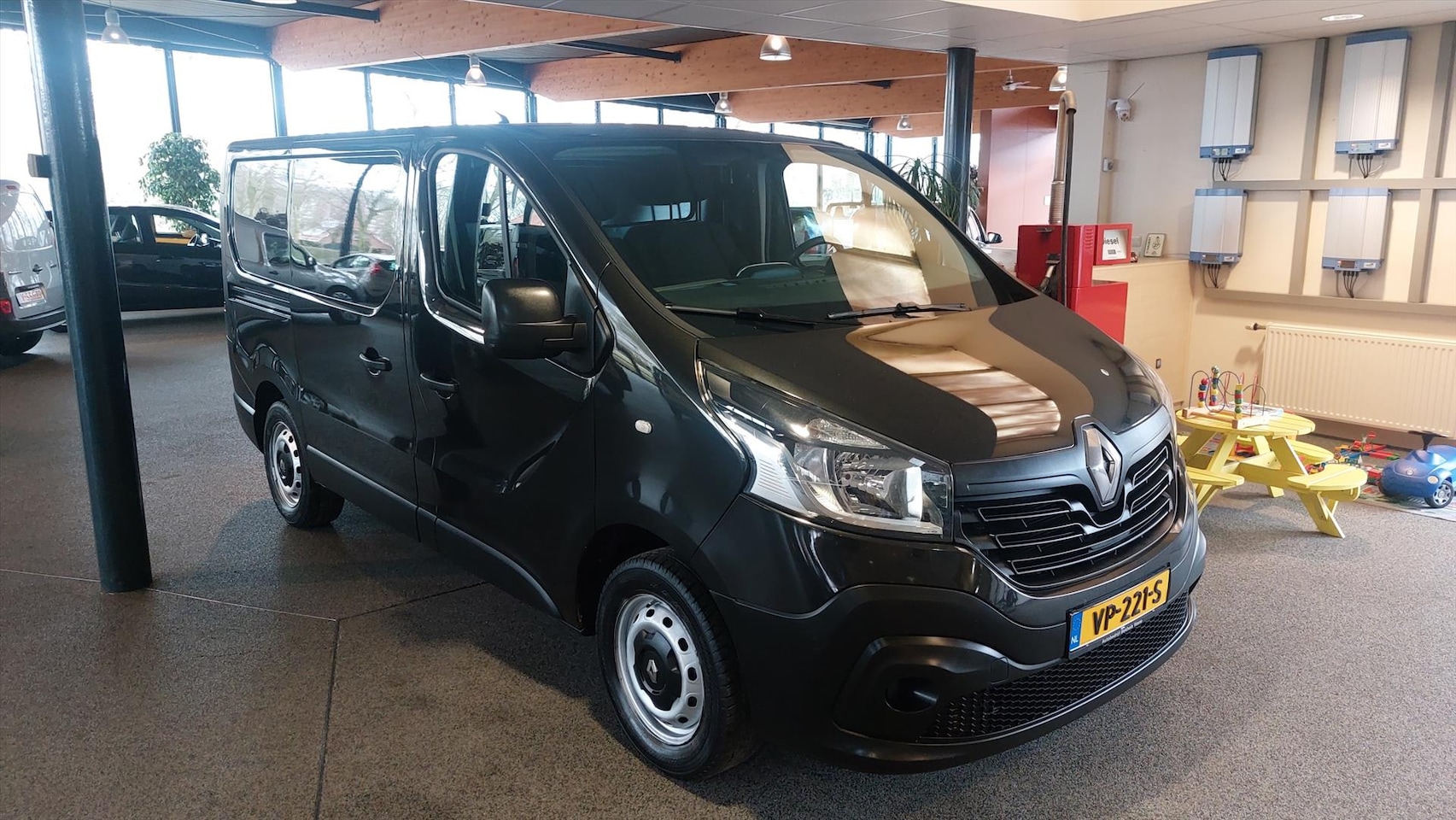 Renault Trafic - 1.6 DCI L1 H1 90 PK - AutoWereld.nl