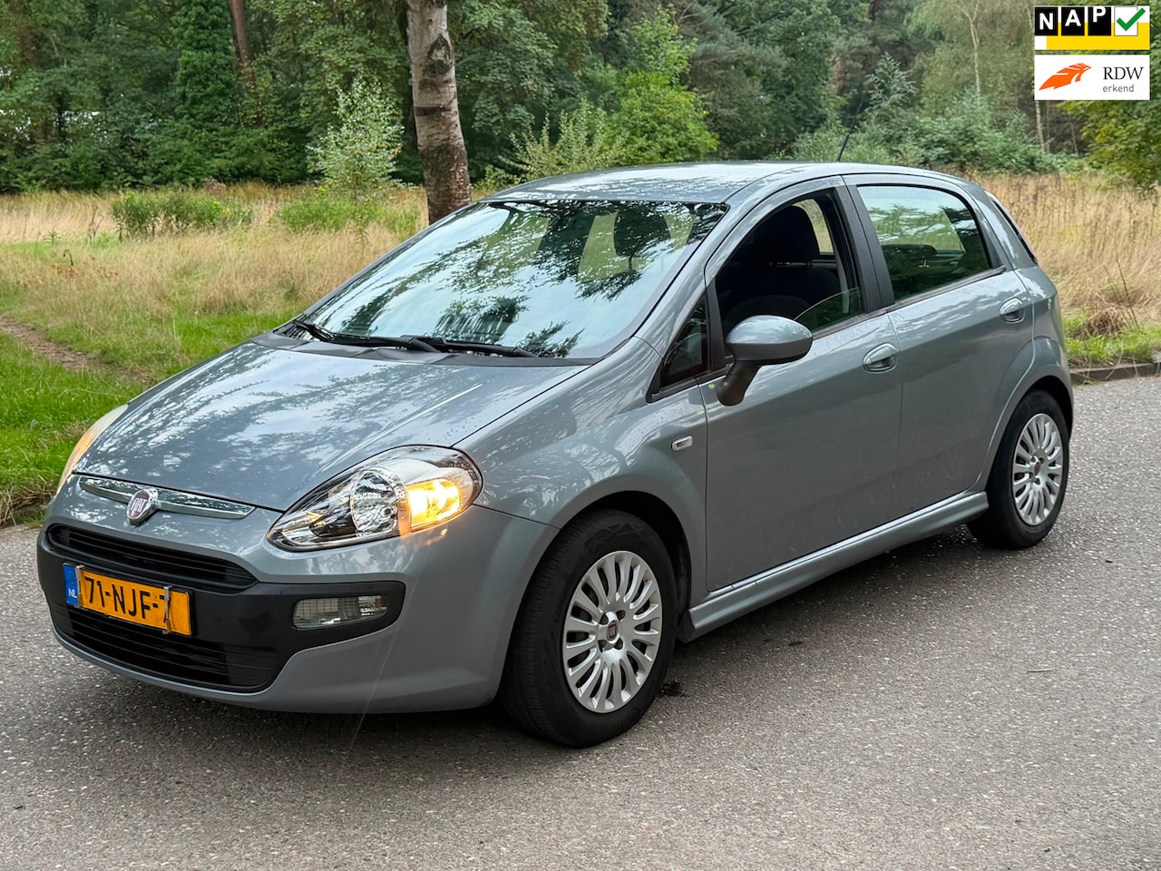 Fiat Punto Evo - 1.3 M-Jet Dynamic 2010 5 Deurs grijs airco - AutoWereld.nl