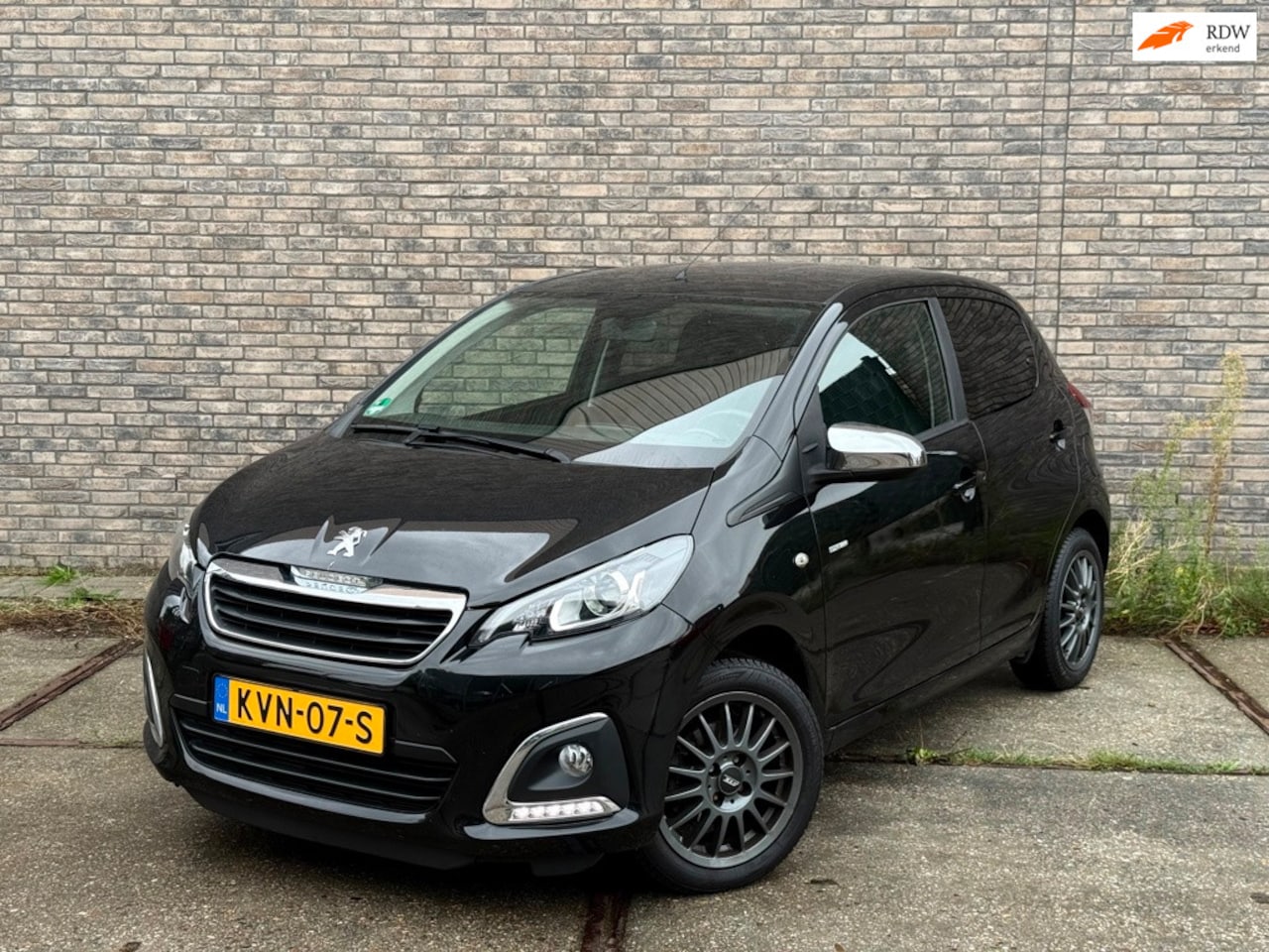 Peugeot 108 - 1.0 e-VTi GT-Line Carplay Camera - AutoWereld.nl