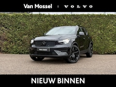 Volvo XC40 - B4 Plus Black Edition | Pano dak | 360 camera | Trekhaak | Bliss | Keyless | Elektrische s