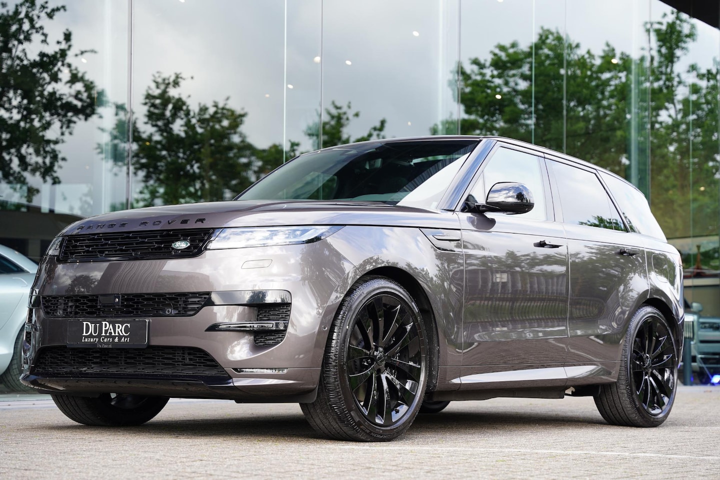 Land Rover Range Rover Sport - P460 E HSE Dynamic SEPTEMBER 15 STUKS In Control / Massage / 23 Inch / M 27 / Nw.Pr. 153 K - AutoWereld.nl