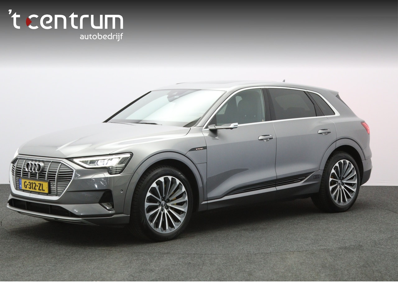 Audi e-tron - e-tron 55 Quattro Advanced 95 kWh 408 PK, SOH 90 %, Panoramadak, Leder, S-Line Int, B&O So - AutoWereld.nl