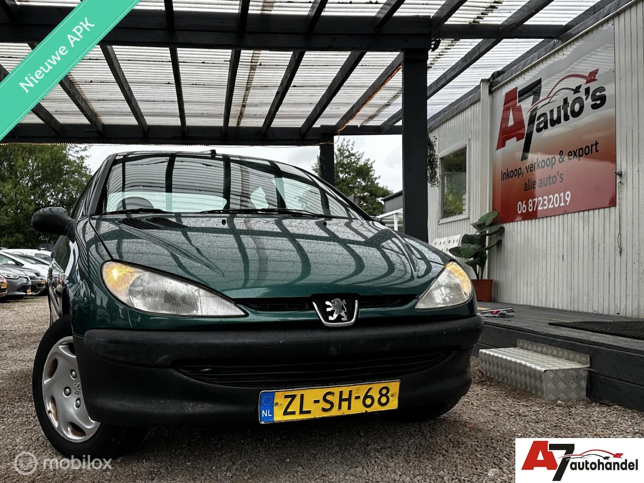 Peugeot 206 - 1.4 XT Nieuwe APK //Automaat - AutoWereld.nl