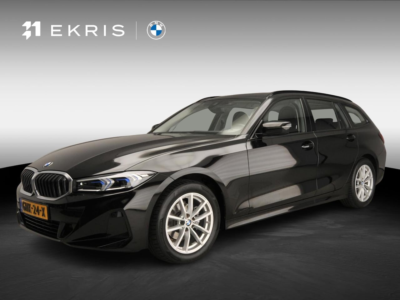 BMW 3-serie Touring - 318i | LED | Navigatie | Clima | PDC | Shadow line | DAB | Alu 17 inch - AutoWereld.nl