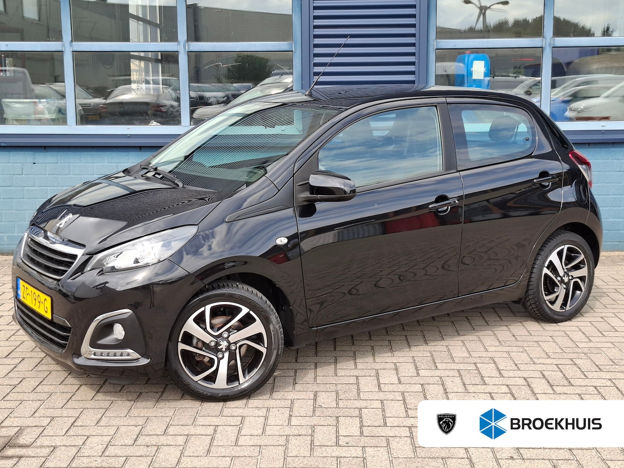 Peugeot 108 - 1.0 e-VTi Allure | Achterbank in delen neerklapbaar | Achteruitrijcamera | Apple Carplay/A - AutoWereld.nl