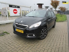 Peugeot 2008 - 1.2 PureTech Active, Panoramadak, Navigatie