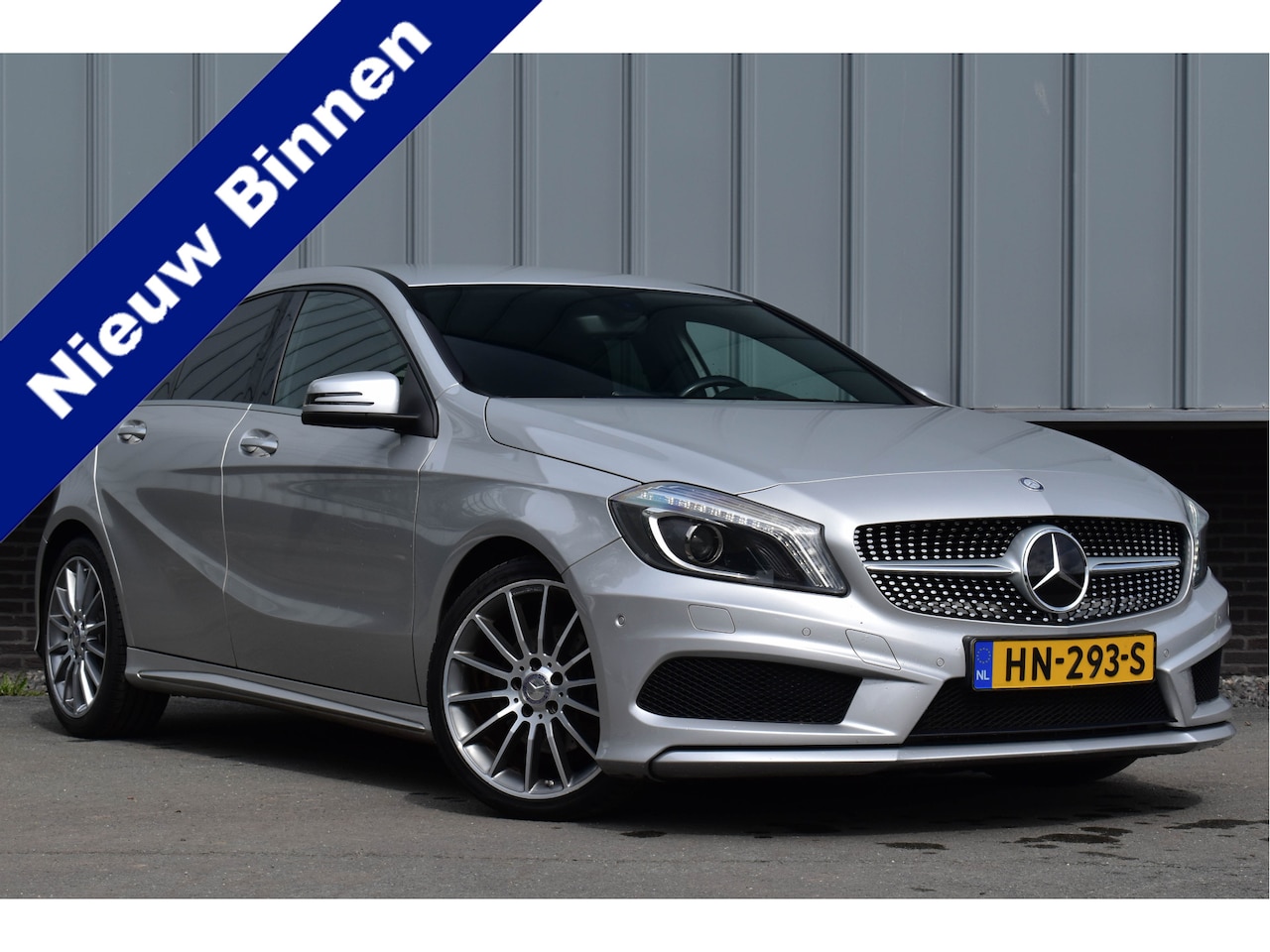 Mercedes-Benz A-klasse - 180 AMG | Sportstoelen | LED | Navigatie | Cruise Control | Lichtmetalen Velgen - AutoWereld.nl