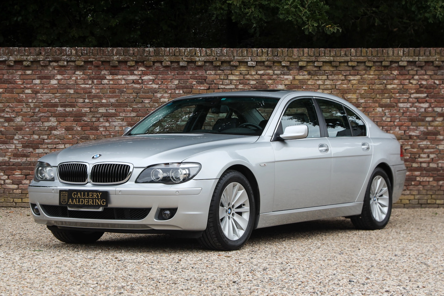 BMW 7-serie - 750i Luxurious and stylish "70.745 kms history" Ordered by BMW Osaka Japan in the European - AutoWereld.nl