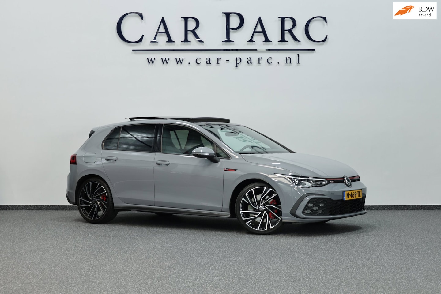 Volkswagen Golf - 2.0 TSI GTI 245+PK LED+IQ/PANO/HALF ALCANTARA+S.VERWARMING/19"/CAM/LINE/ACC/ECC/12 MND GAR - AutoWereld.nl