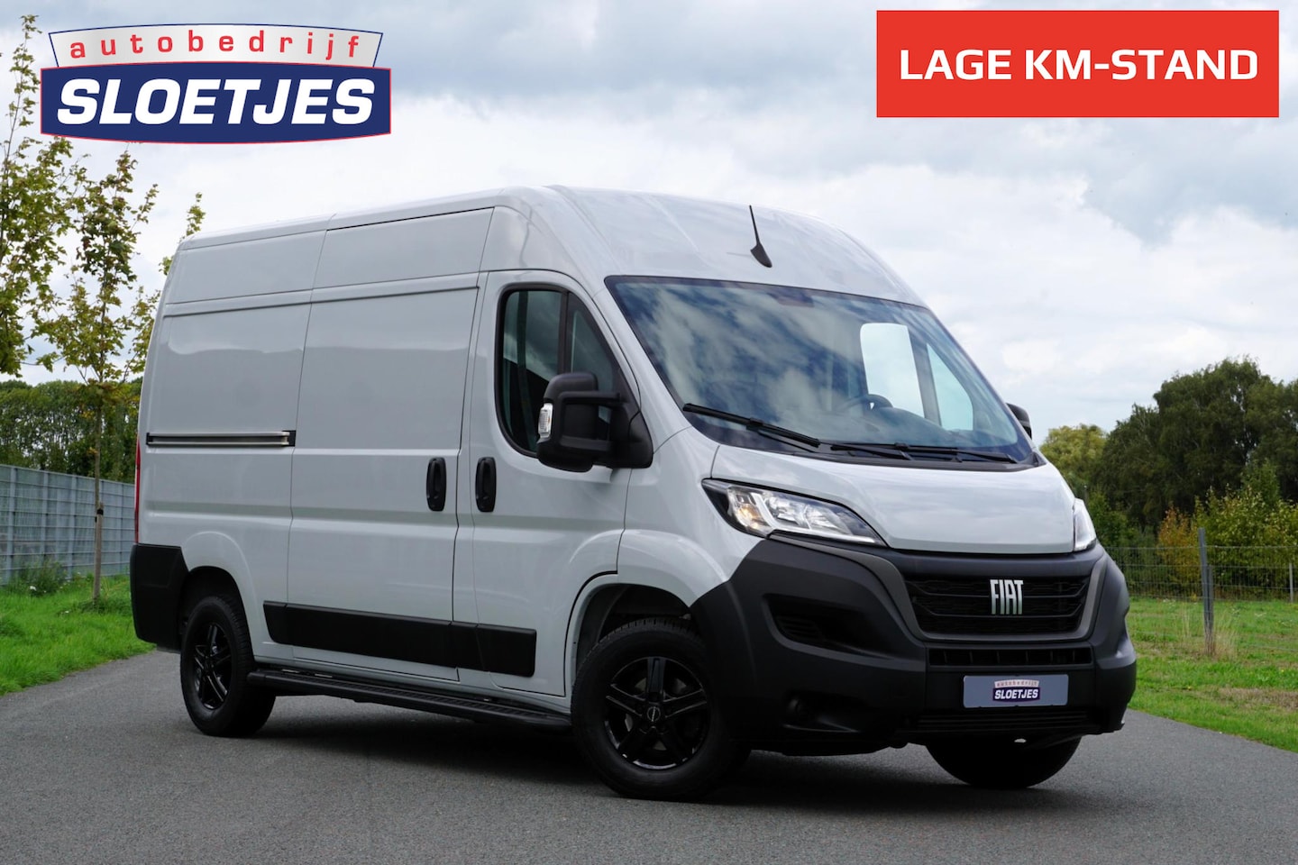 Fiat Ducato - 35 2.2 MultiJet L2H2 140 pk |1e eigenaar |Topstaat |Expeditie Grijs |Carplay |Android auto - AutoWereld.nl