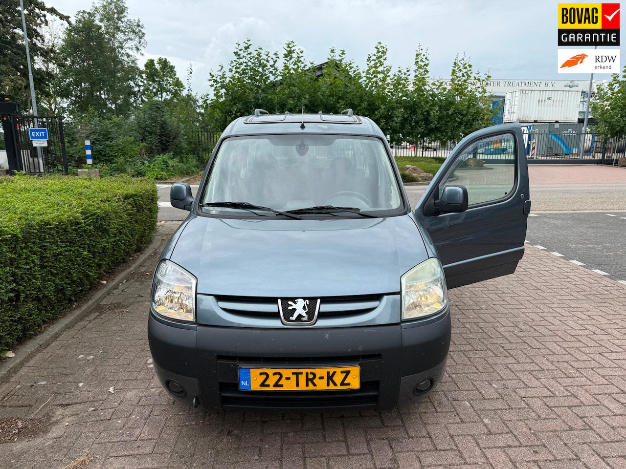 Peugeot Partner MPV - 1.6-16V Zenith 4 BL. MET. AC 5DRS PANORAMA - AutoWereld.nl