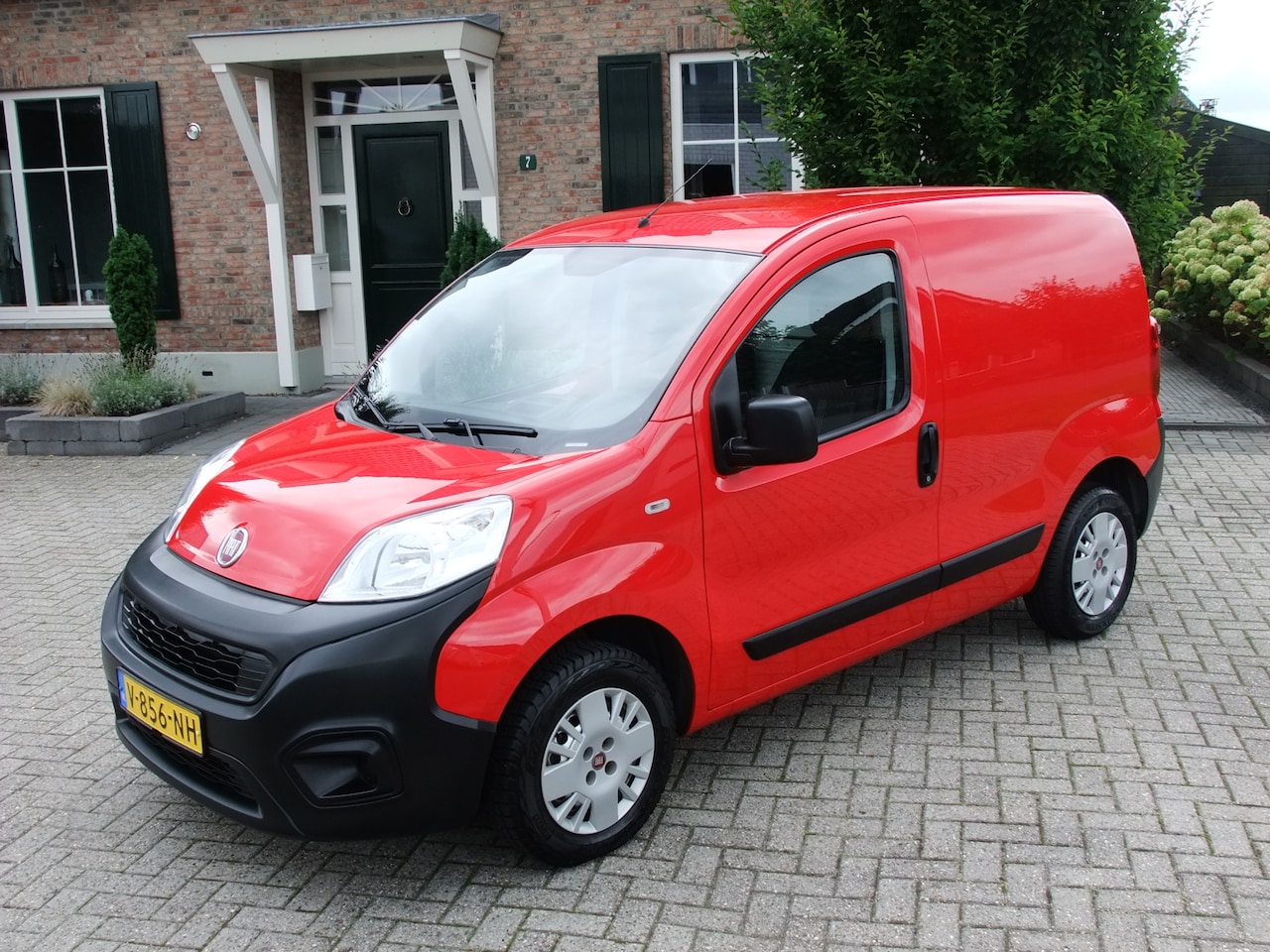 Fiat Fiorino - 1.4 Fire 1.4 Fire , Airco , Cv , Bluetooth , trekhaak enz. MARGE - AutoWereld.nl