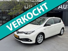 Toyota Auris - 1.8 Hybrid Business Pro/airco/cruise/navi/camera/PDC voor en achter/12 maanden garantie