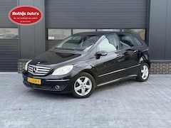 Mercedes-Benz B-klasse - 200 Automaat Airco Nieuwe APK