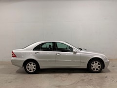 Mercedes-Benz C-klasse - 180 Elegance Automaat Cruise Control Airco Trekhaak APK NAP