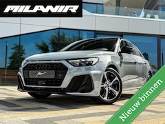 Audi A1 Sportback - 25 TFSI S Line |Sonos |Keyless |Blind spot