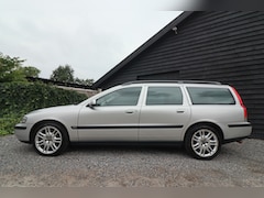 Volvo V70 - 2.4 T Comfort Line