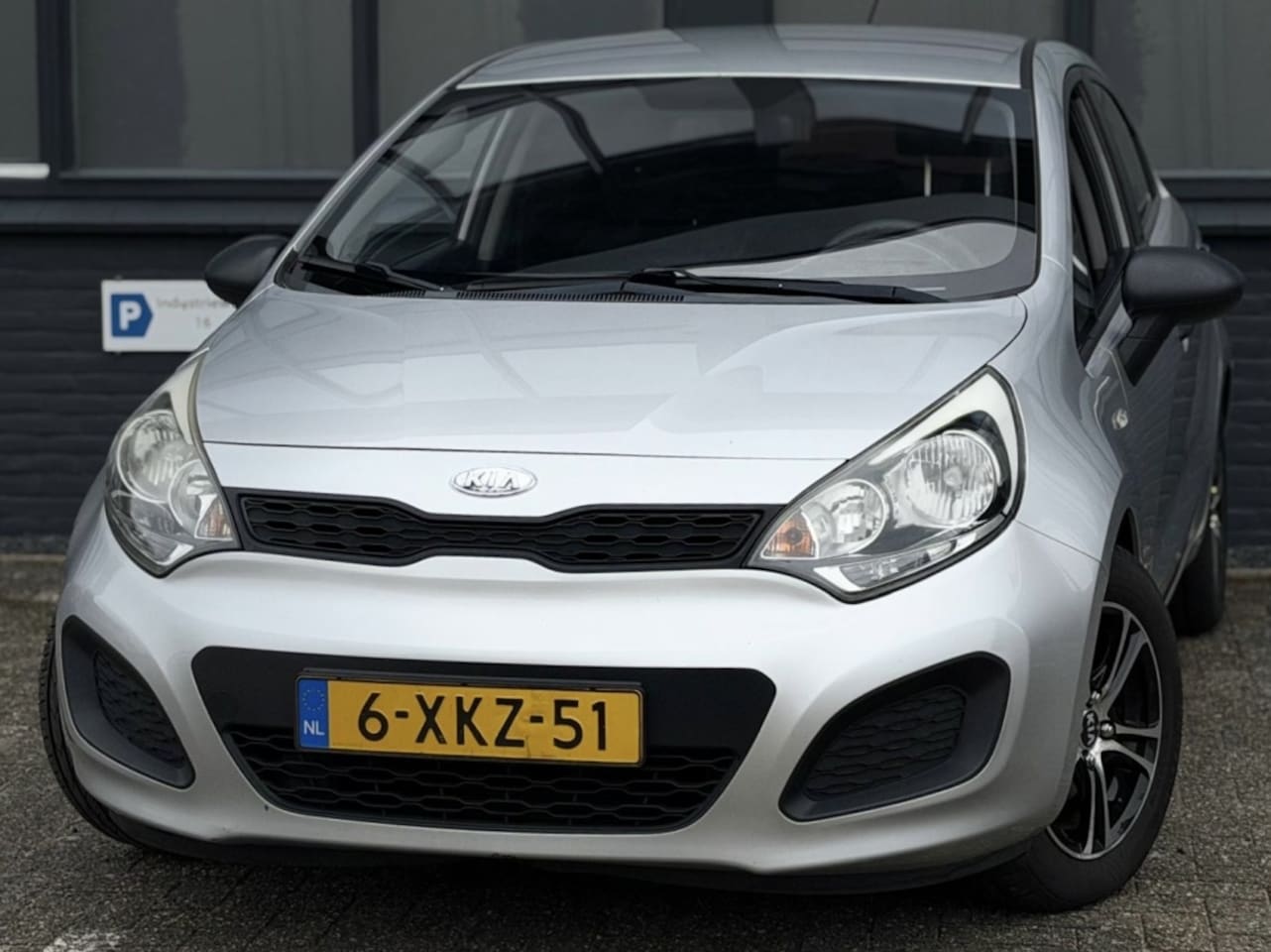 Kia Rio - 1.2 CVVT Comf. Pack |Clima |CruiseC |Nieuwe APK | - AutoWereld.nl