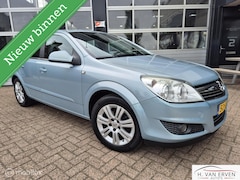 Opel Astra - 1.6 Cosmo LEDER NAVI STOELVERWARMING PDC NAP