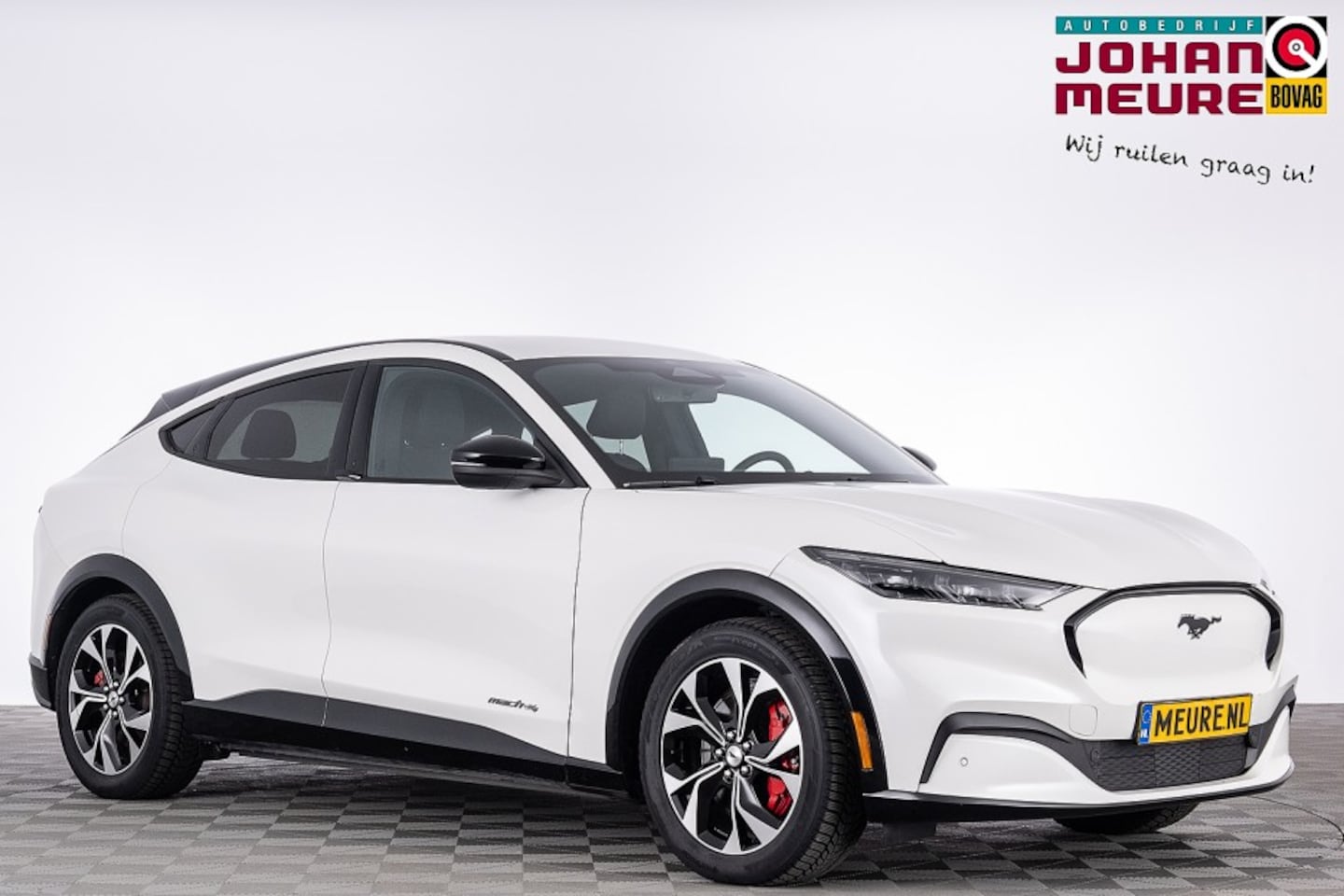 Ford Mustang Mach-E - Premium AWD 75 kWh | LEDER | SOH: 96% | *LET OP, DONDERDAG 10 SEPT. GESLOTEN!* - AutoWereld.nl