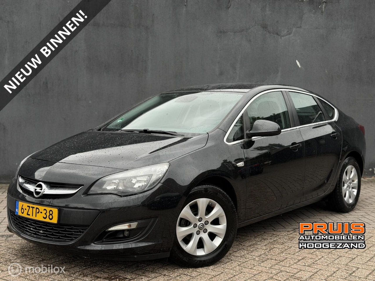 Opel Astra - 1.4 Turbo Edition -AIRCO-NAVI- *INRUIL MOGELIJK* - AutoWereld.nl
