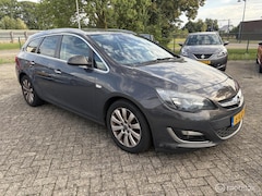 Opel Astra Sports Tourer - 1.7 CDTi Cosmo