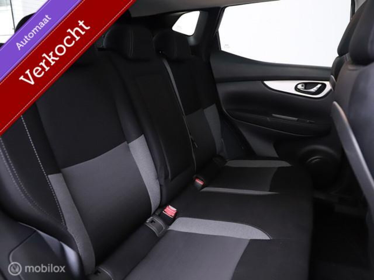 Nissan Qashqai - 1.2 N-Connecta AUT. * Design Pack, PANO, TRKHK, NL, RIJKLAARPRIJS!*
