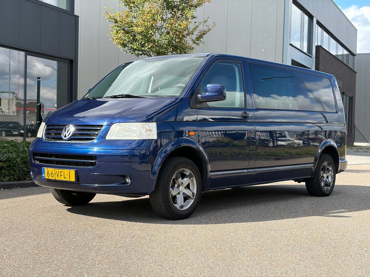Volkswagen Transporter - 2.5 TDI 340 4Motion Trendline DC Export - AutoWereld.nl