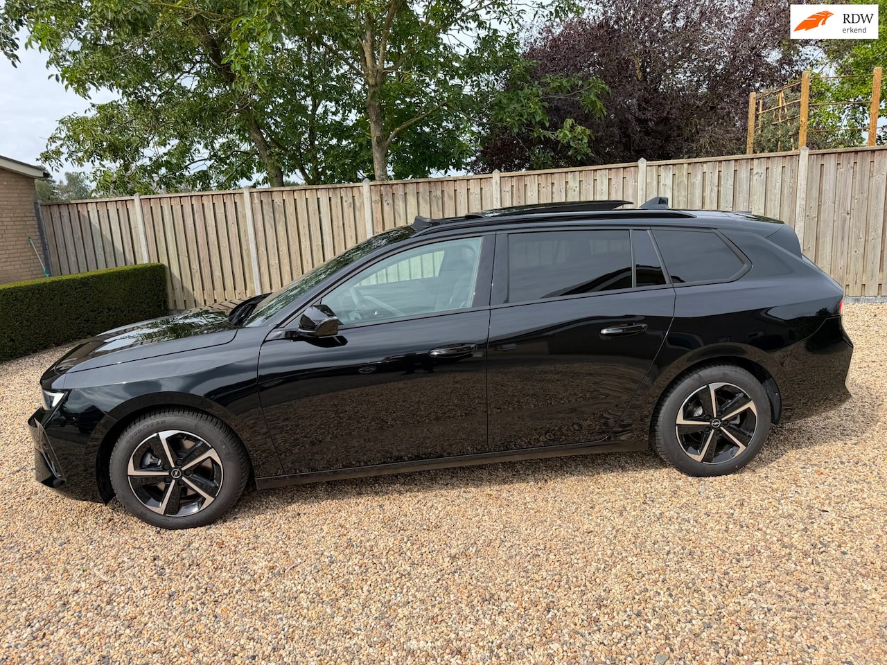 Opel Astra Sports Tourer - 1.2 Turbo GS Automaat Ultimate Pakket Panorama & Navigatie - AutoWereld.nl