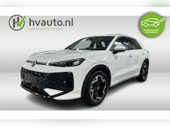 Volkswagen T-Roc - 1.5 ETSI 150PK R-LINE DSG7 | Trekhaak | El. achterklep | Camera | Cruise Adaptief