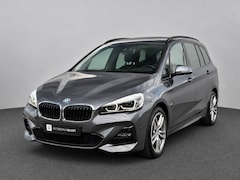 BMW 2-serie Gran Tourer - 218i 7 persoons | M-Sport | LED | Memory | Navi | Stoelverwarming | Elektr. achterklep
