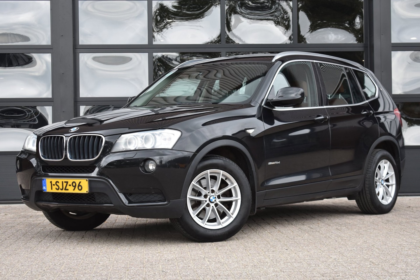 BMW X3 - SDrive18d Chrome Line Edition '13 Xenon Leder Clima Navi Cruise - AutoWereld.nl