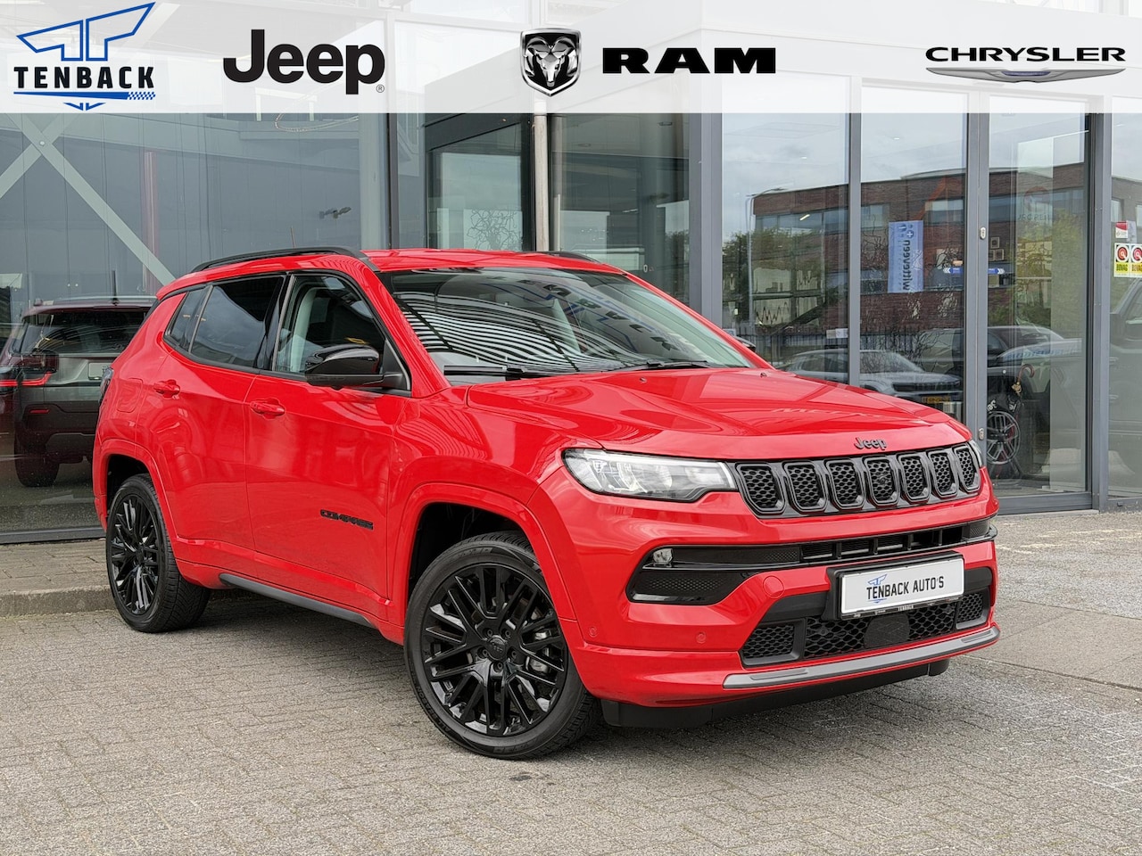 Jeep Compass - 1.5T e-Hybrid High Altitude | Dealer onderhouden | 360° Camera | Adaptive Cruise - AutoWereld.nl