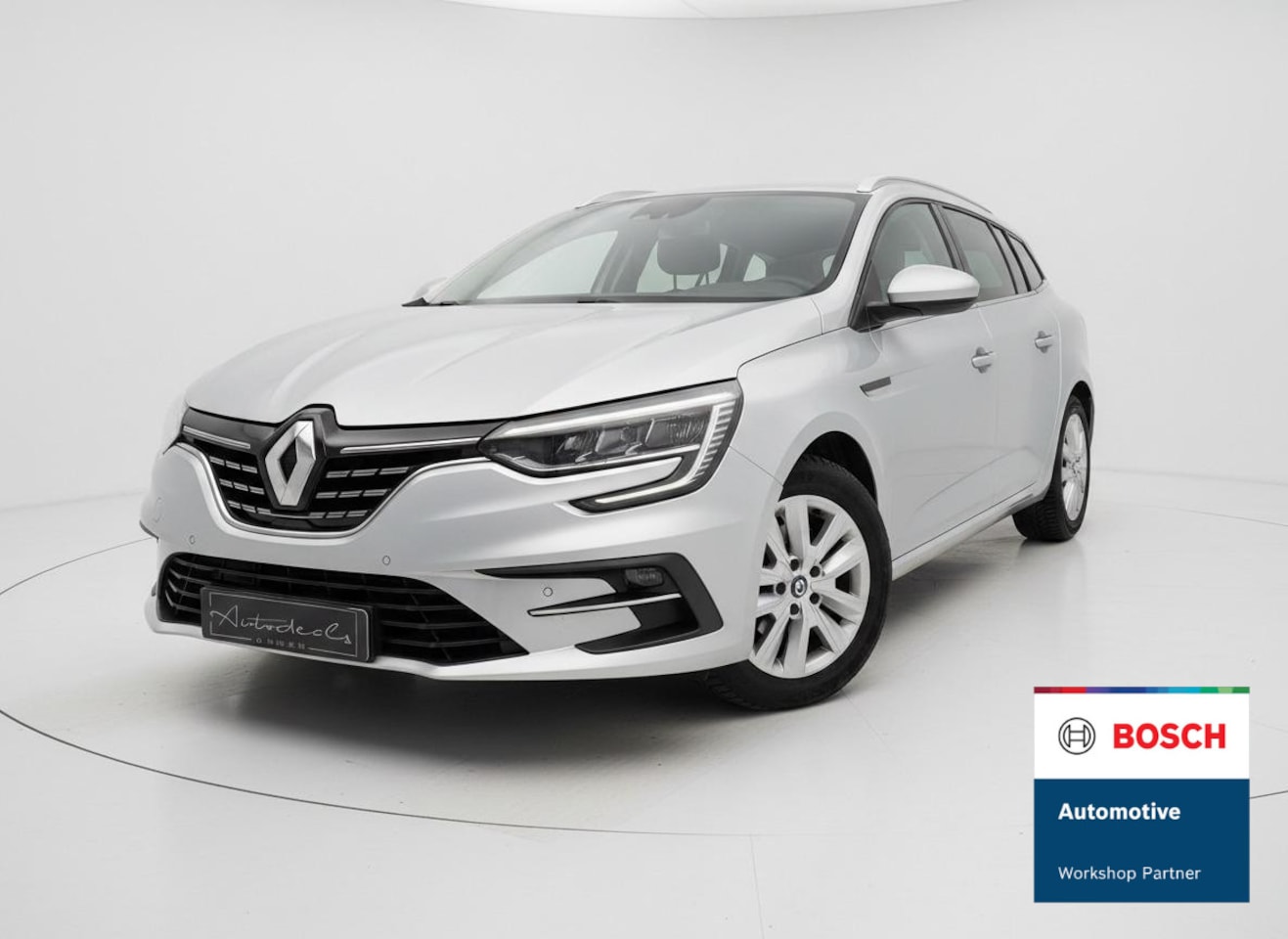 Renault Mégane E-Tech - Estate 1.6 Plug-In Hybrid 160 Zen TREKHAAK - CRUISE - STOELVERWARMING - AutoWereld.nl