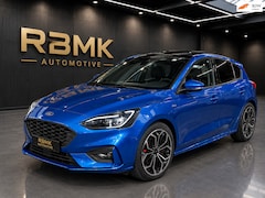 Ford Focus - 1.5 EcoBoost ST Line Business
