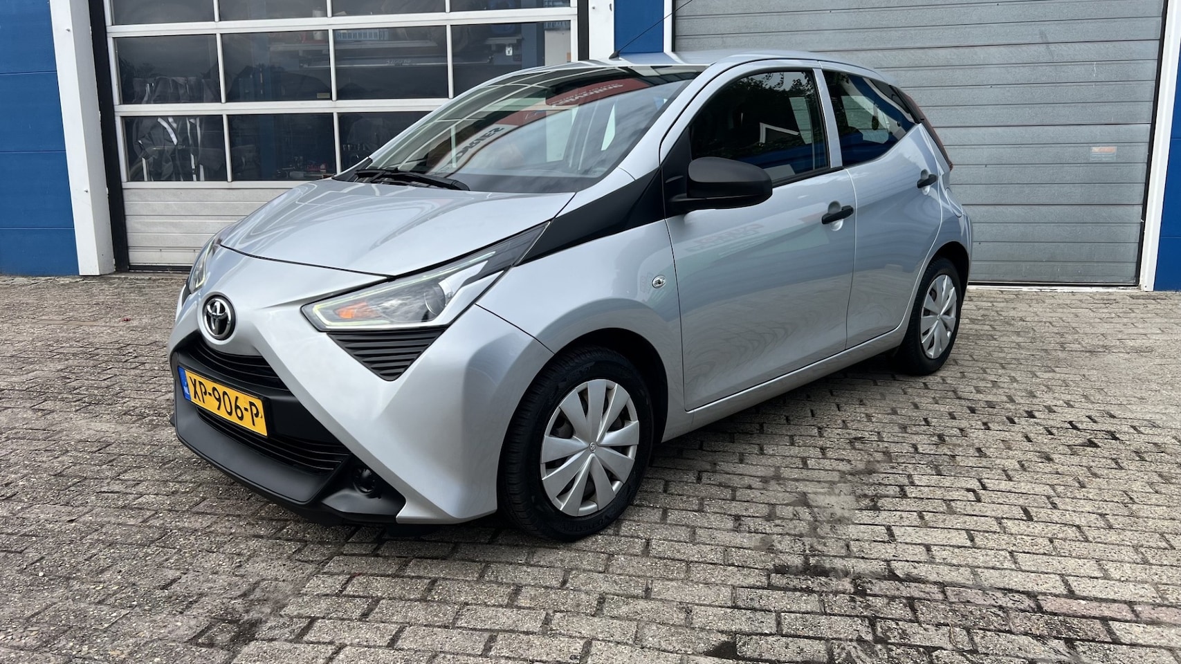 Toyota Aygo - 1.0 VVT-i x-fun
