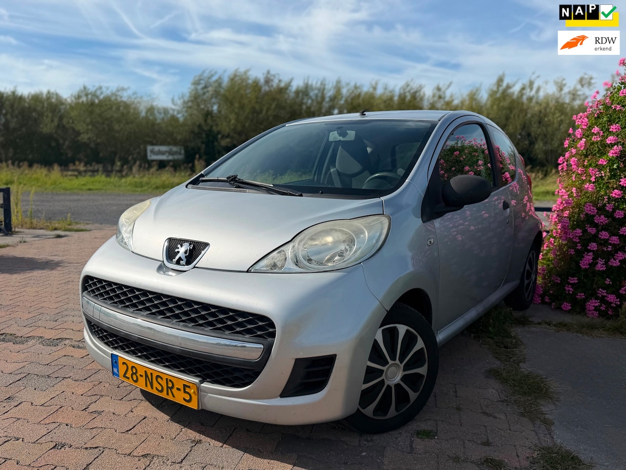 Peugeot 107 - 1.0-12V XR | NWE APK | NAP | - AutoWereld.nl