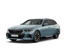 BMW 5-serie Touring - 530e M Sport Edition | M Sportpakket Pro | Innovation Pack | Bower & Wilkins | Trekhaak