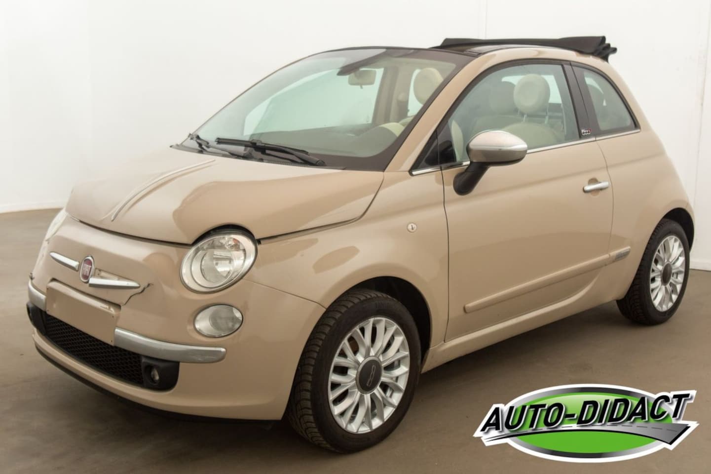 Fiat 500 C - 1.2 Lounge Cabrio Airco - AutoWereld.nl