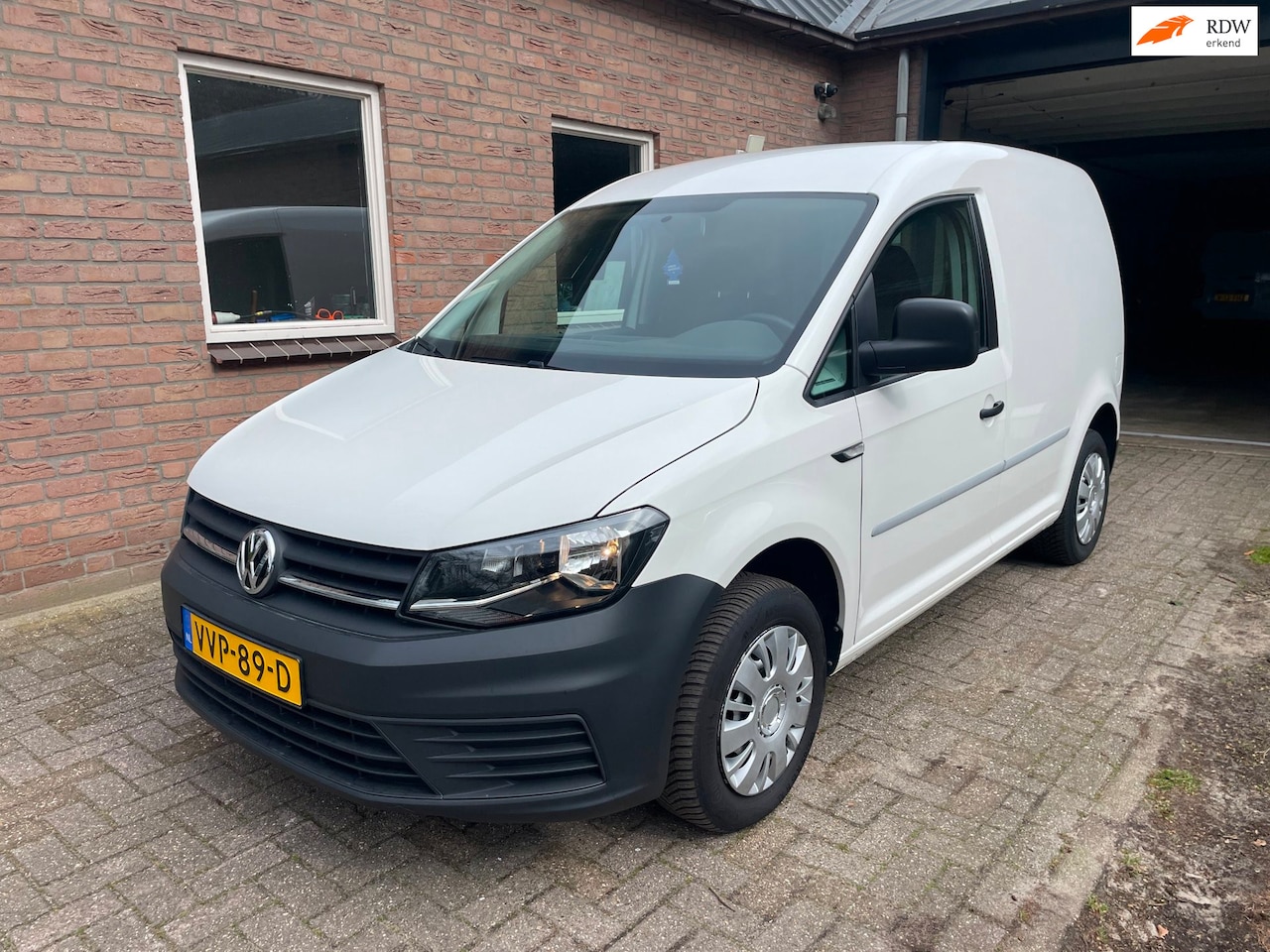 Volkswagen Caddy - 2.0 TDI L1H1 BMT Comfortline 2.0 TDI L1H1 BMT Comfortline - AutoWereld.nl