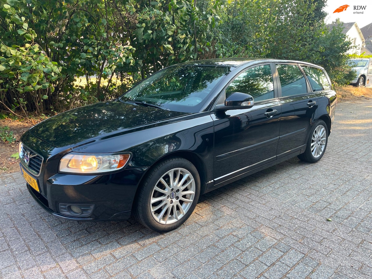 Volvo V50 - 2.0 Sport perfect onderhouden - AutoWereld.nl