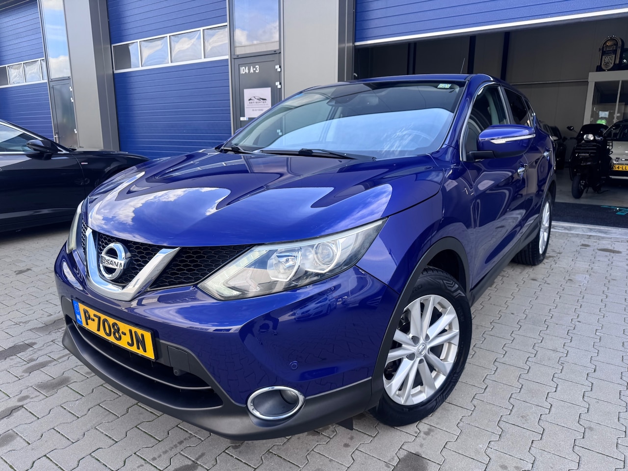 Nissan Qashqai - 1.2 Connect Edition|trekhaak|camera|standkachel| Zeer rijk uitgerust!! - AutoWereld.nl