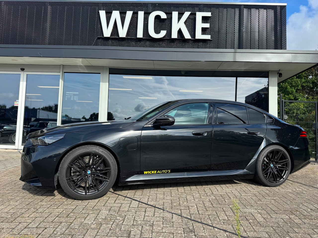 BMW M5 - 5-serie 720 PK B&W Carbon Leder M Drivers Pack Garantie ! - AutoWereld.nl