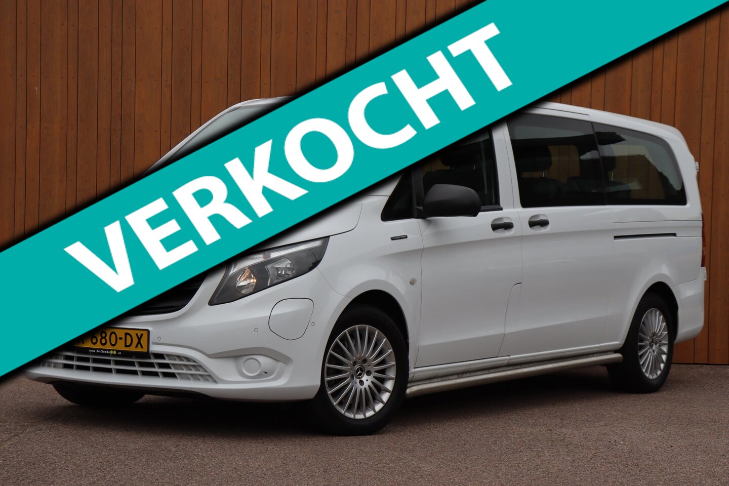 Mercedes-Benz eVito Tourer - PRO L3 90 kWh 350km 9-persoons 37.967,ex. Org.NL l-vloerrail el.schuifdeuren snelladen lee - AutoWereld.nl
