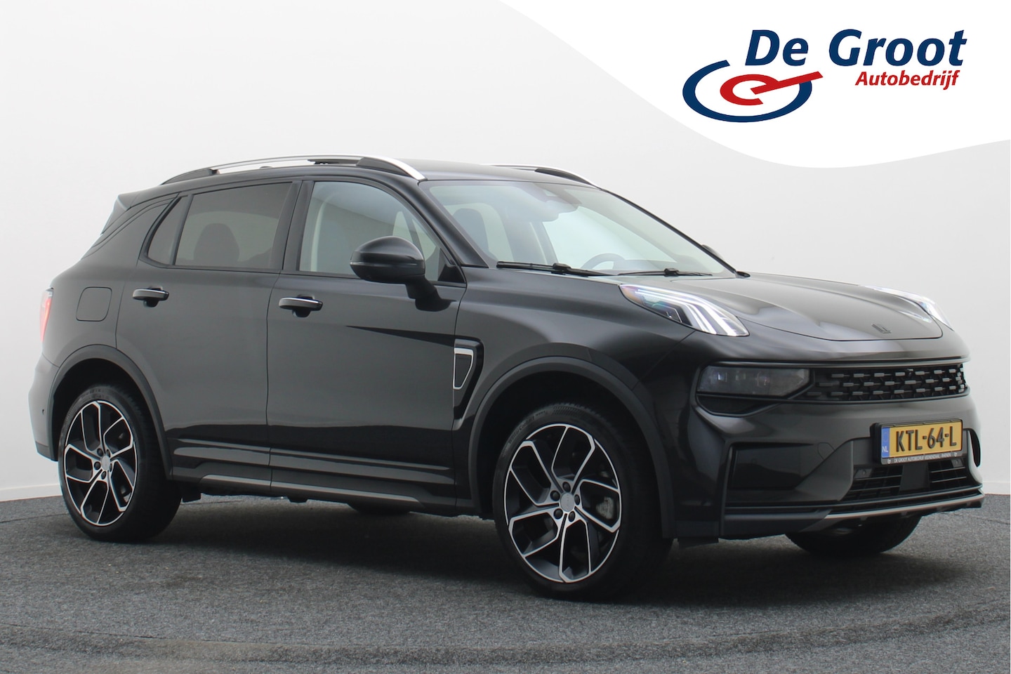 Lynk & Co 01 - 1.5 Plug-in Hybrid 360° Camera, Panoramadak, Apple Carplay, ACC, Keyless, LED, 20'' - AutoWereld.nl